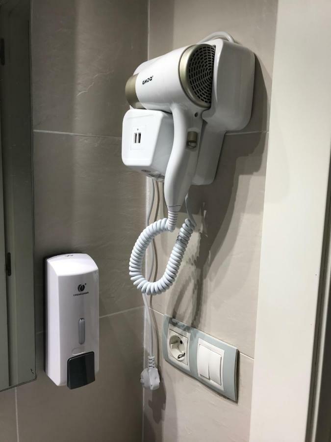 Pep Ventura Apartment Figueres  Ngoại thất bức ảnh